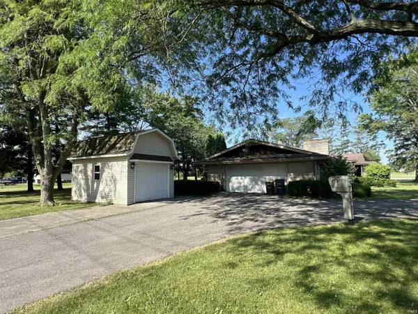 1004 W 550 N ***, Decatur, IN 46733