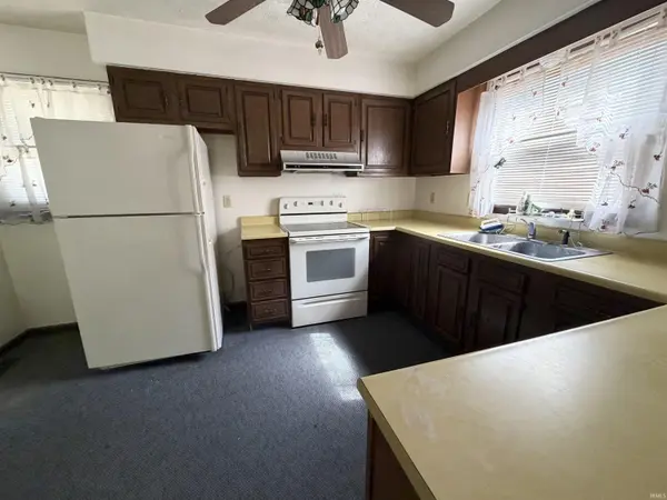 4369 E Main ST, Avon, IN 46123-9092