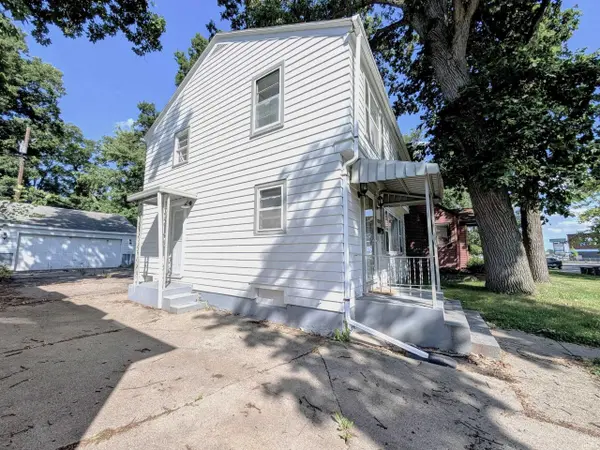 4823 Calumet AVE, Fort Wayne, IN 46806-2202
