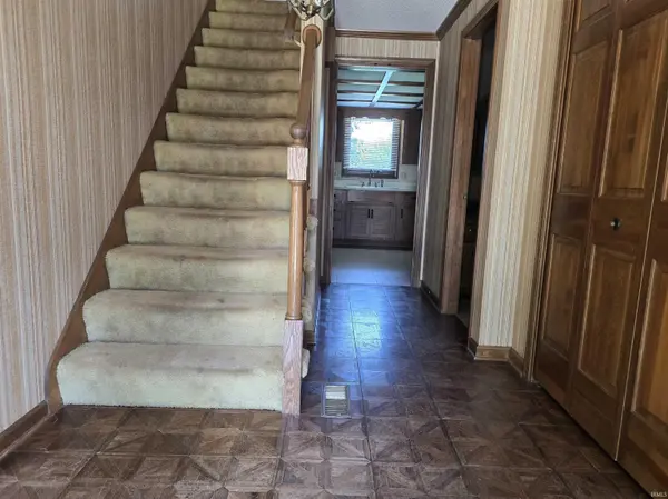 2119 Ransom DR, Fort Wayne, IN 46845