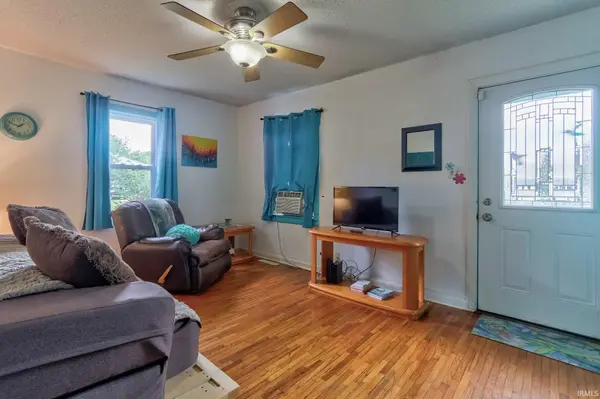 1917 Harding AVE, Evansville, IN 47711-4117