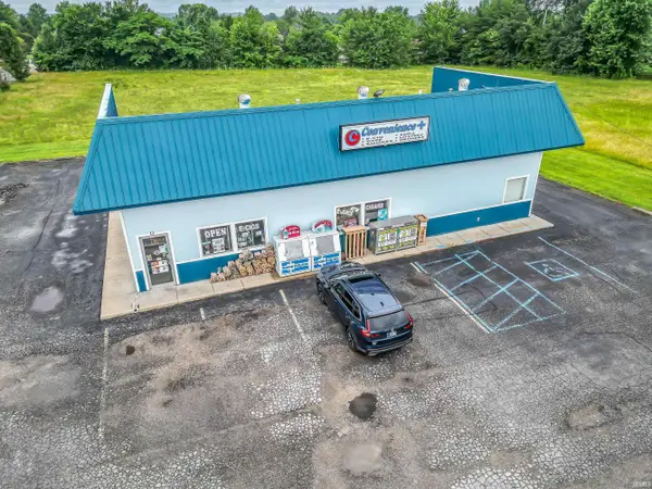 3001 N Smith PIKE, Bloomington, IN 47404