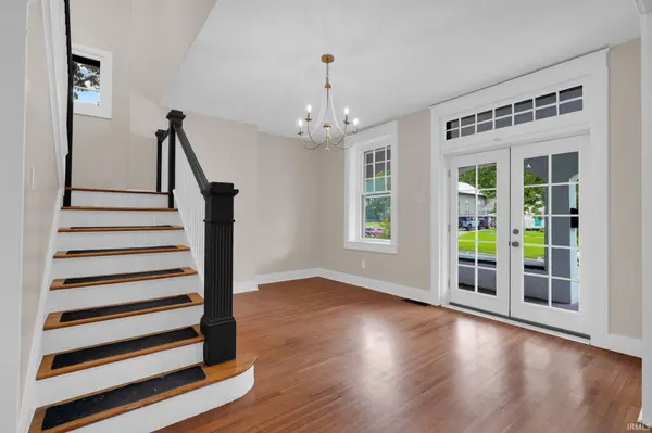 126 W 2nd ST, Mount Carmel, IL 62863