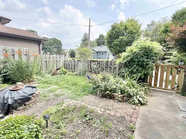 215 22nd ST, Logansport, IN 46947