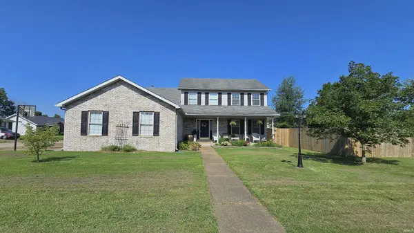 4100 Clover DR, Evansville, IN 47711