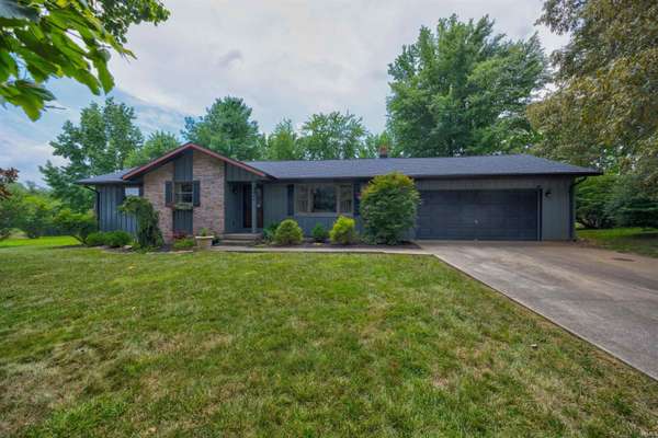 649 W Donder LN, Santa Claus, IN 47579
