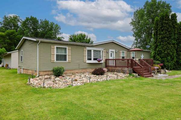 5195 N Old State Rd 102 ***, Columbia City, IN 46725