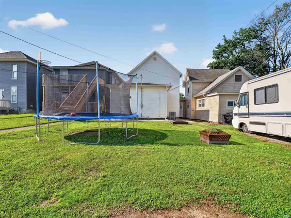 514 W King ST, Garrett, IN 46738-1347