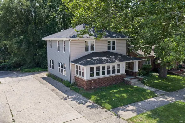 1022 E Colfax AVE, South Bend, IN 46617-2807