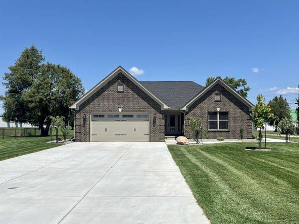 814 W Washington ST, Monticello, IN 47960