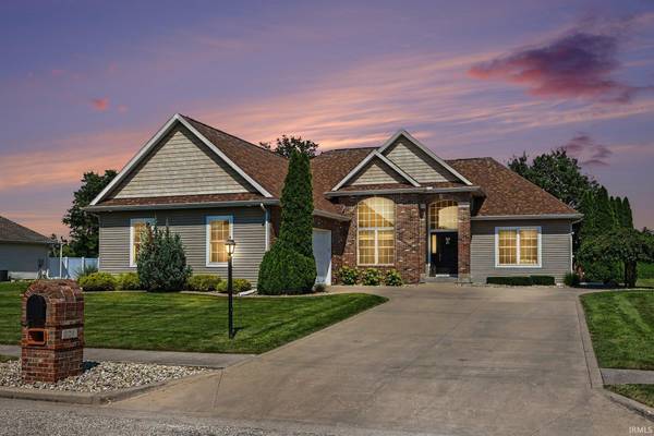124 Westgate BLVD, Wakarusa, IN 46573-8507