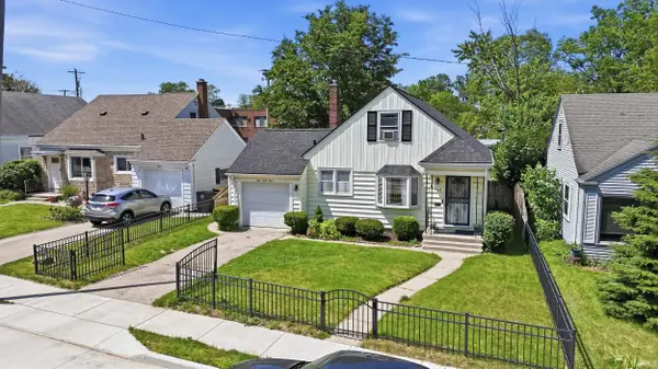 323 Field ST, Fort Wayne, IN 46805-1931
