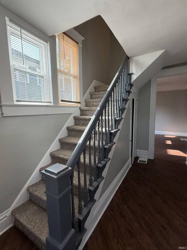 721 W 6th ST, Marion, IN 46953