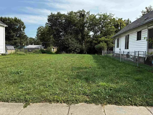 631 E Virginia ST, Evansville, IN 47711