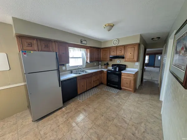853 Salamonie AVE, Huntington, IN 46750