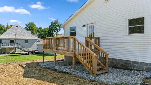 1819 Magnolia LN, Bedford, IN 47421-3659