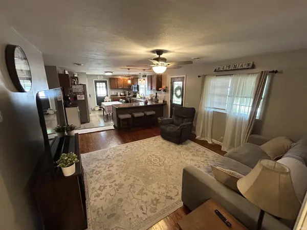 206 S Jefferson ST, Bicknell, IN 47512