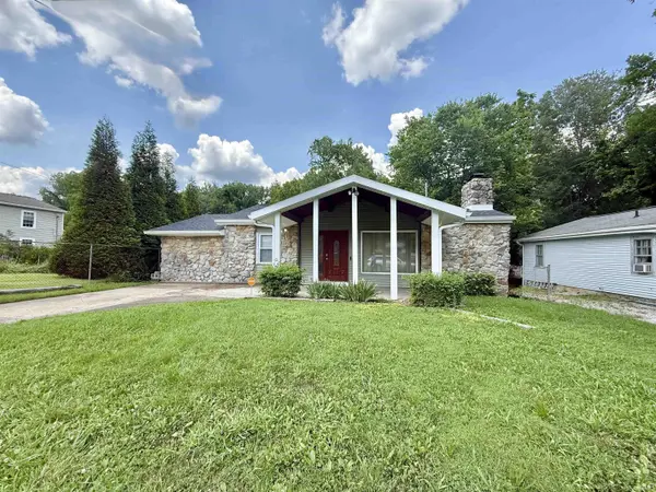 516 E Mill RD, Evansville, IN 47711