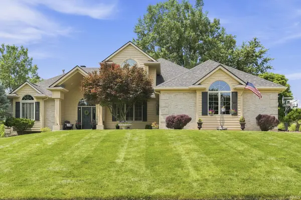 6306 Beaver Creek CT, Fort Wayne, IN 46814-8203