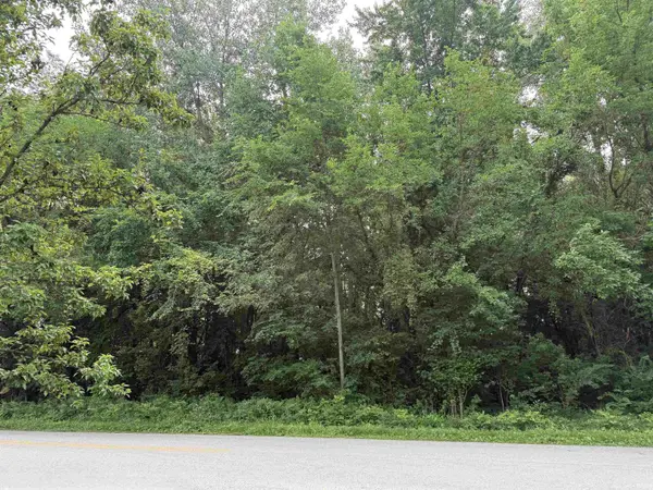 4376 E Shore DR, Bremen, IN 46506