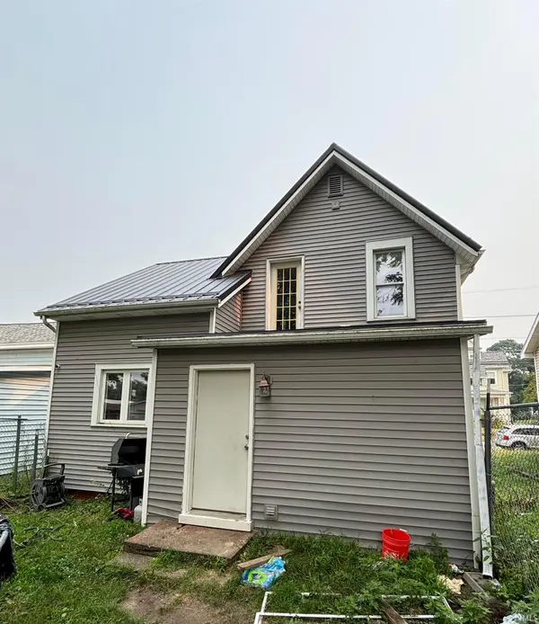 526 Dowling ST, Kendallville, IN 46755