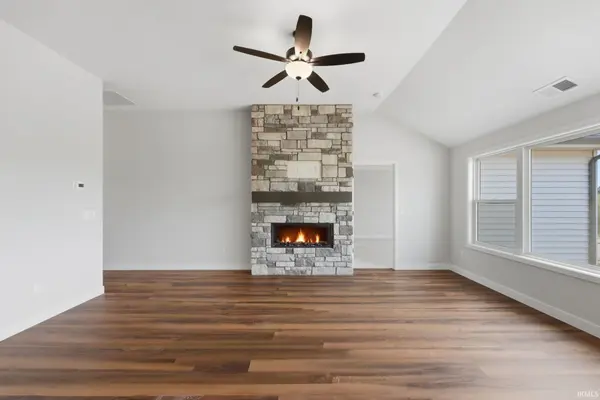 10945 Wild Iris CV, Fort Wayne, IN 46818