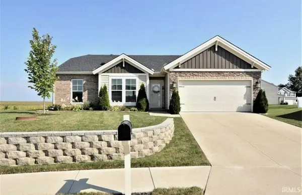 5131 Stables DR, Evansville, IN 47715