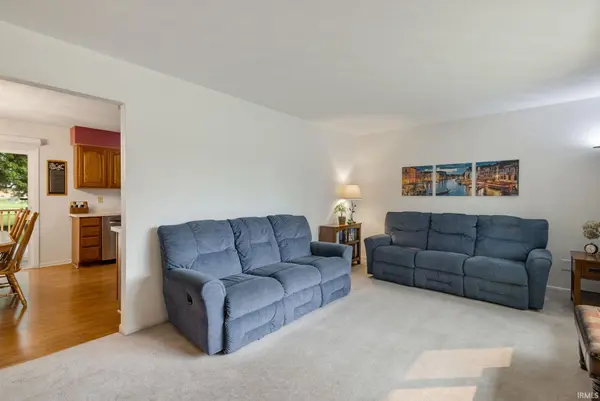 52233 Cheryl DR, Granger, IN 46530