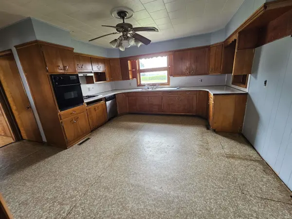 4192 W 325 S. ***, Logansport, IN 46947