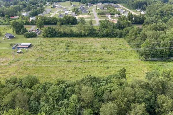 00 State Line RD, Elkhart, IN 46514
