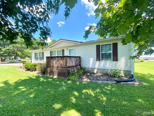 479 N Chestnut ST, Switz City, IN 47465