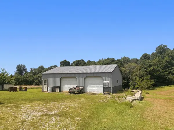 6095 Scotch Pine RD, Cannelton, IN 47520