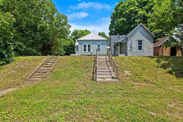 321 S Main ST, Veedersburg, IN 47987