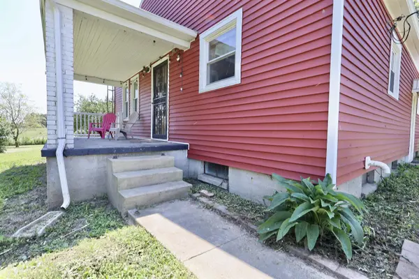 7654 S Base RD, Lynn, IN 47355