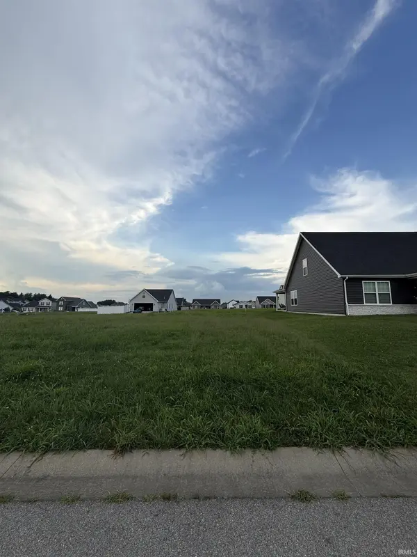 1106 Frost DR, Evansville, IN 47725