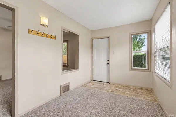 19606 Palisade AVE, South Bend, IN 46637