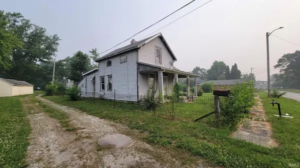 404 Railroad ST, Huntington, IN 46750-2846