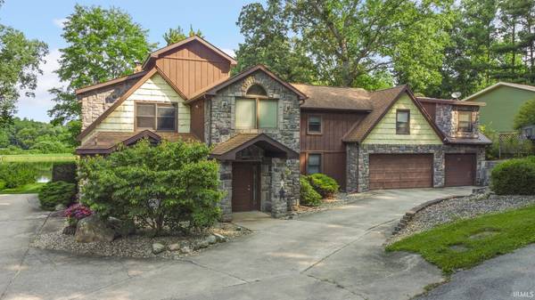 18318 Chickasaw TRL, Culver, IN 46511