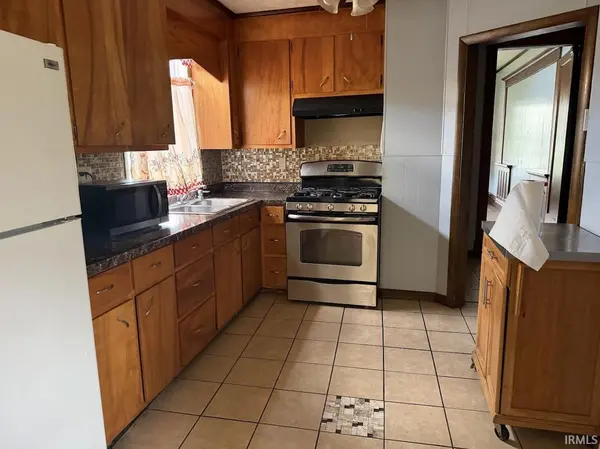 807 High ST #807 1/2, Logansport, IN 46947
