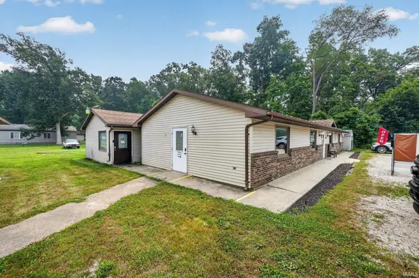 8098 N State Road 23 RD, Walkerton, IN 46574-8116