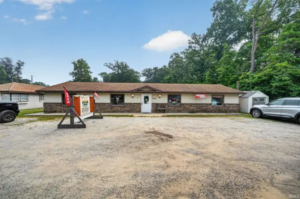 8098 N State Road 23 RD, Walkerton, IN 46574-8116