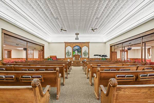 206 Mill ST, Middlebury, IN 46540