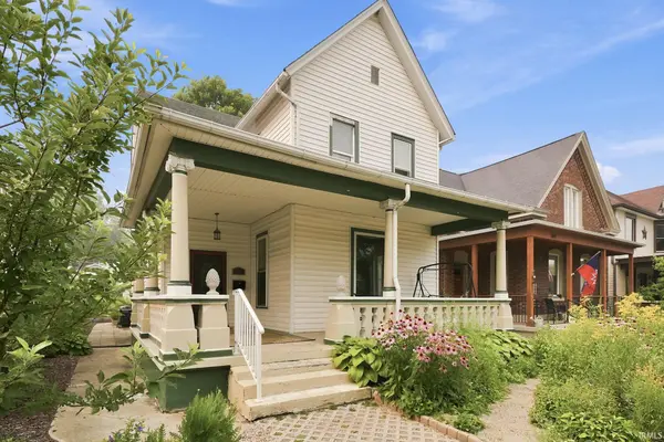 606 Lawton PL, Fort Wayne, IN 46805-4130