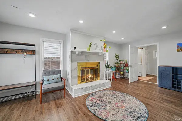 214 E Battell ST, Mishawaka, IN 46545