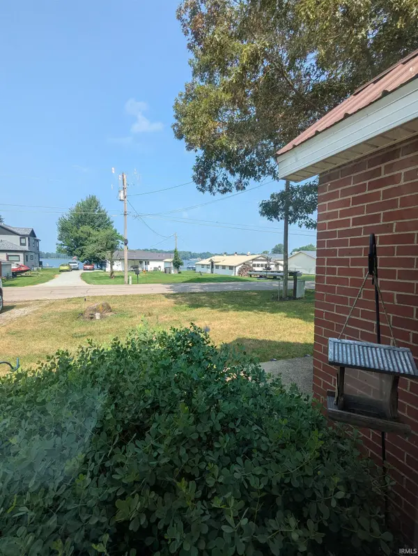 9562 S 750 W RD, Claypool, IN 46510