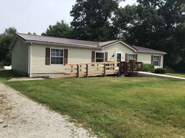 7242 W 200 S ***, Winamac, IN 46996