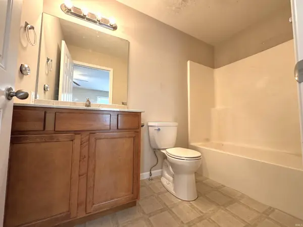2401 S Woolery Mill DR #30, Bloomington, IN 47403-3266