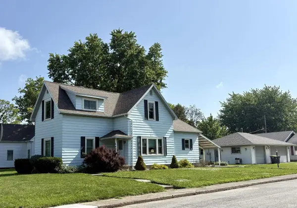 327 S West ST, Tipton, IN 46072