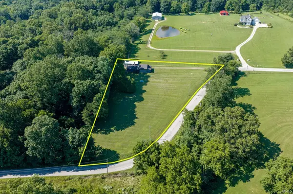 7591 Tulip RD, Solsberry, IN 47459