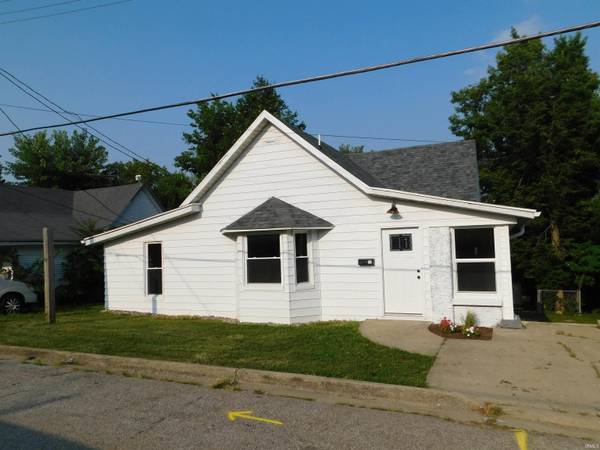 306 S Posey ST, Salem, IN 47167-1334